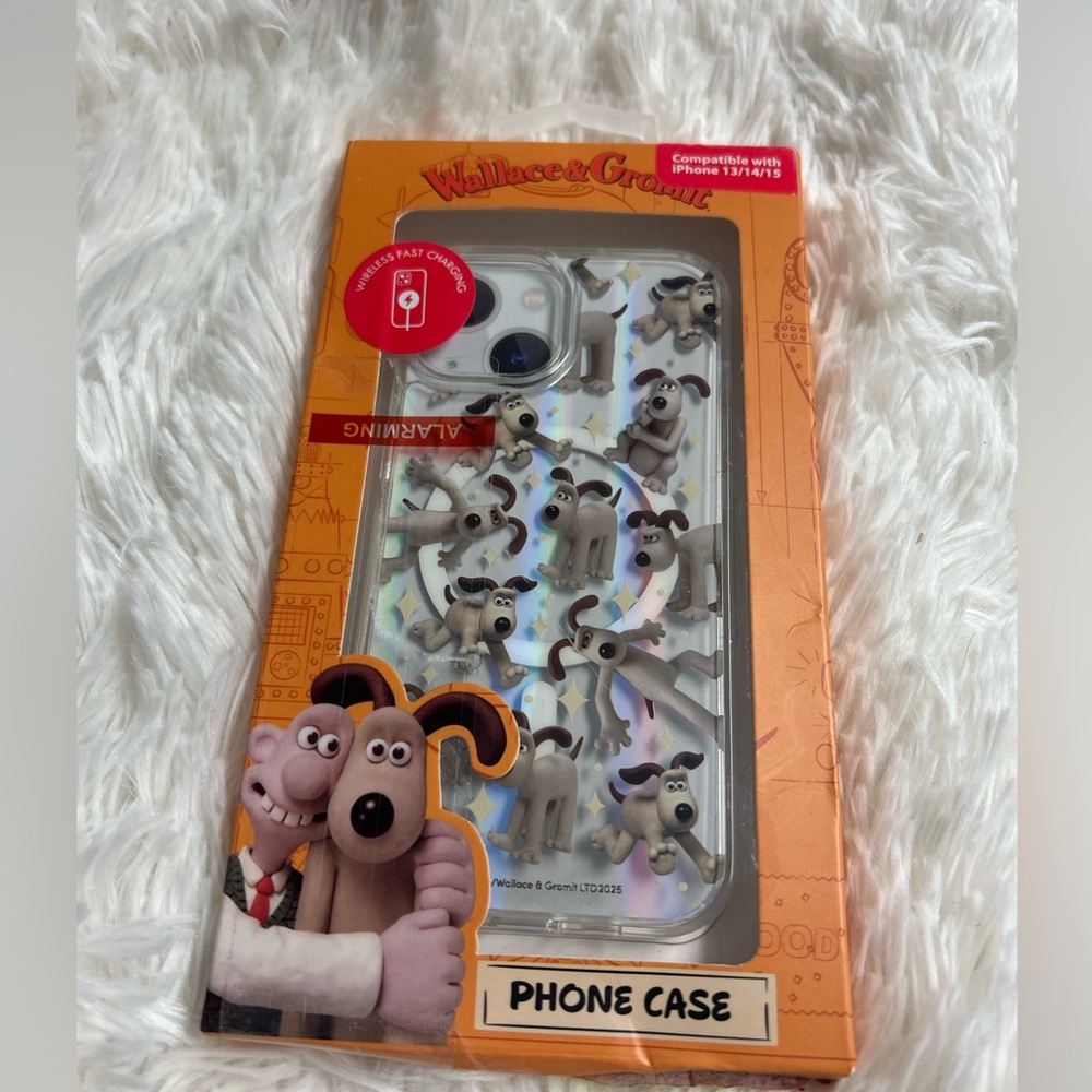 Wallace & Gromit Phone Case for iPhone 13/14/15. NIB